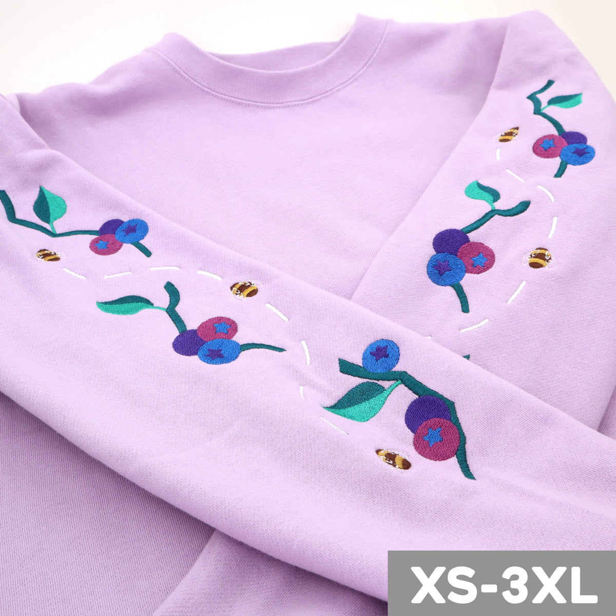 "Bee Berry" Crewneck Sweatshirt