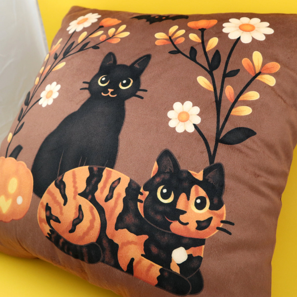 &quot;Halloween Cats&quot; Pillow Cover