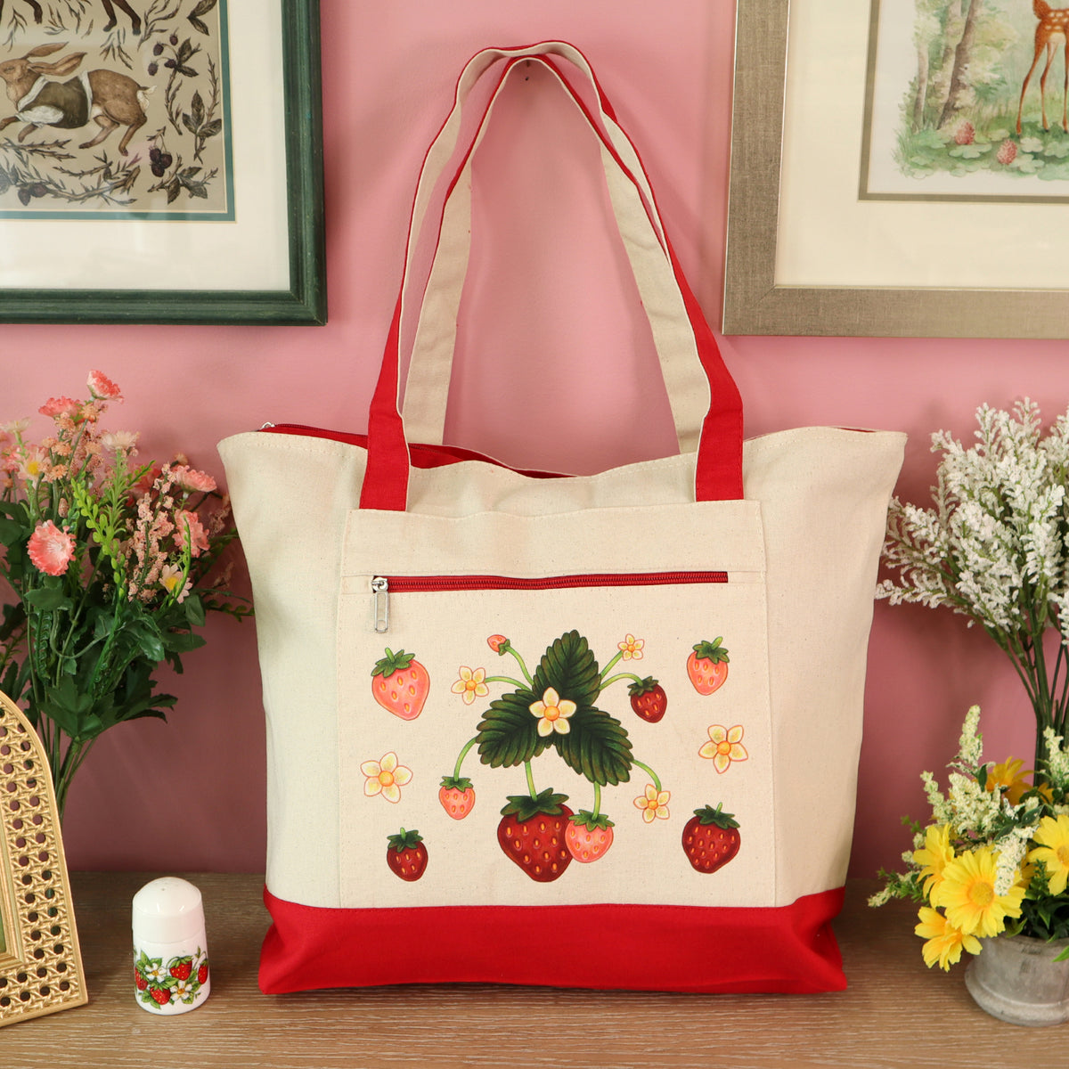 &quot;Strawberry&quot; Zippered Tote Bag – Red